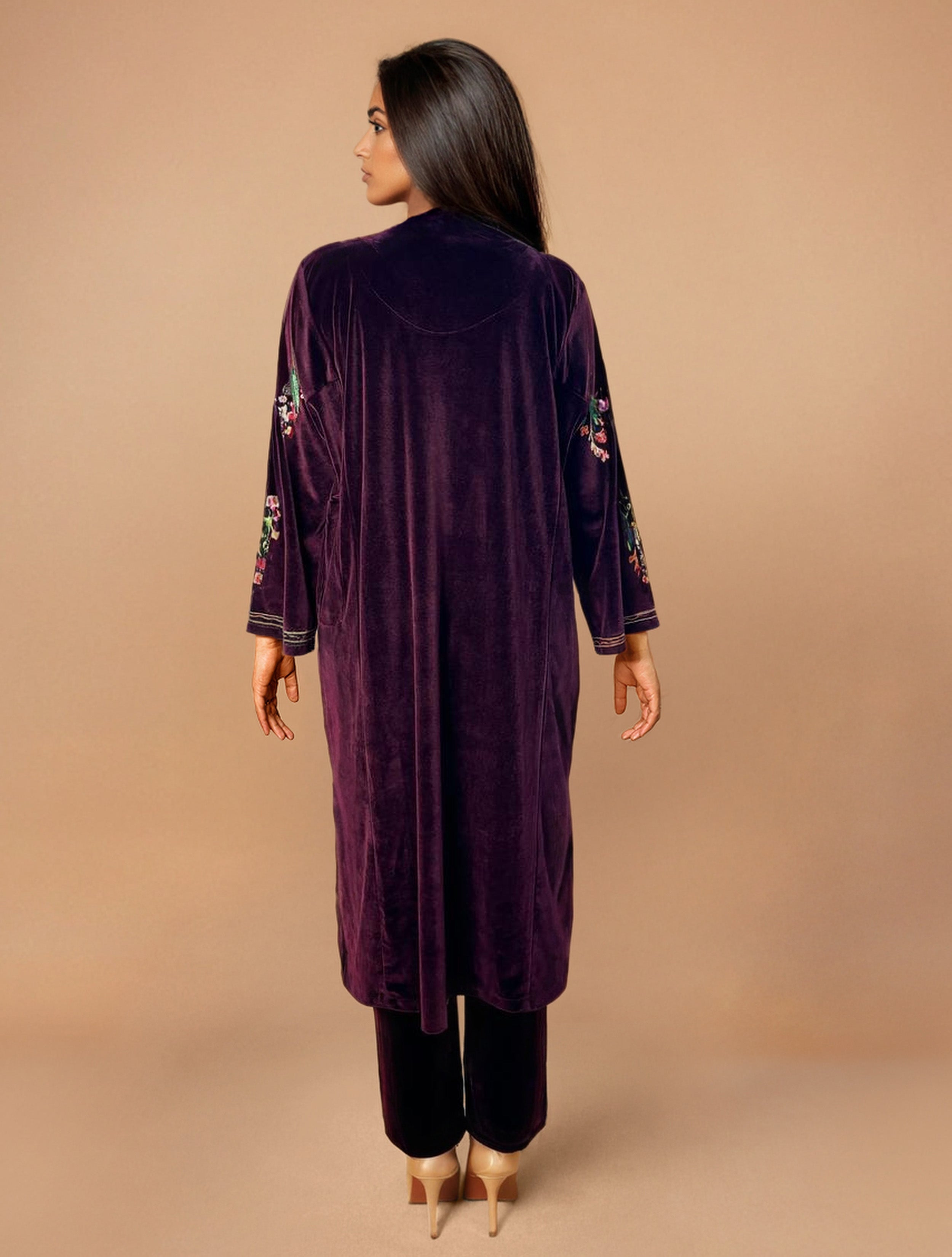 trueBrowns Maroon Velvet Embroidered Kurta Set