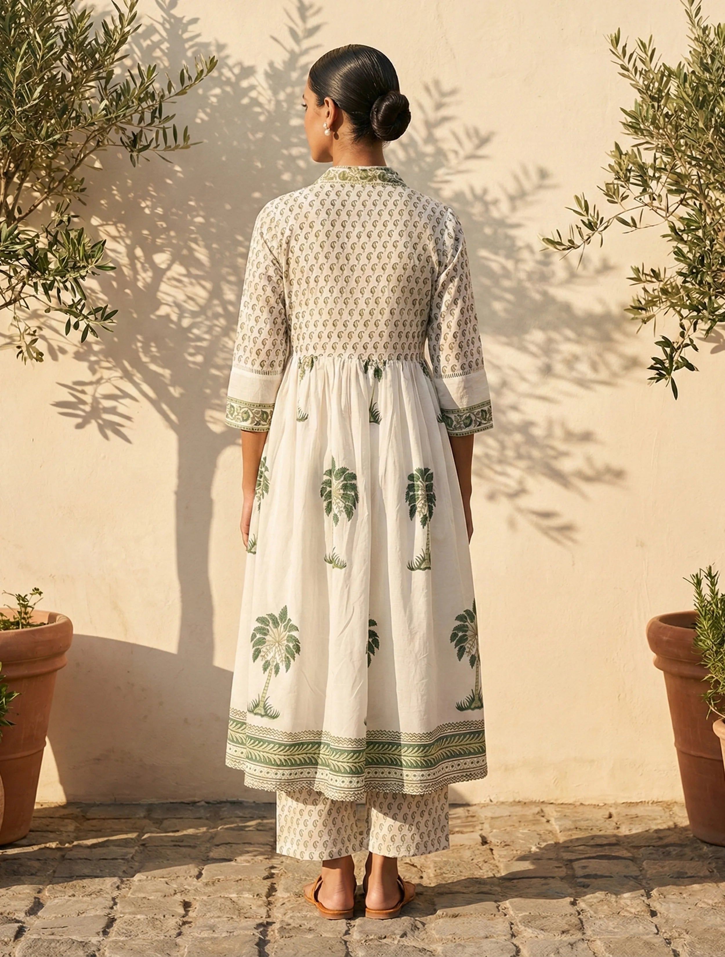 trueBrowns White Green Printed Anarkali Kurta Pant Dupatta Set