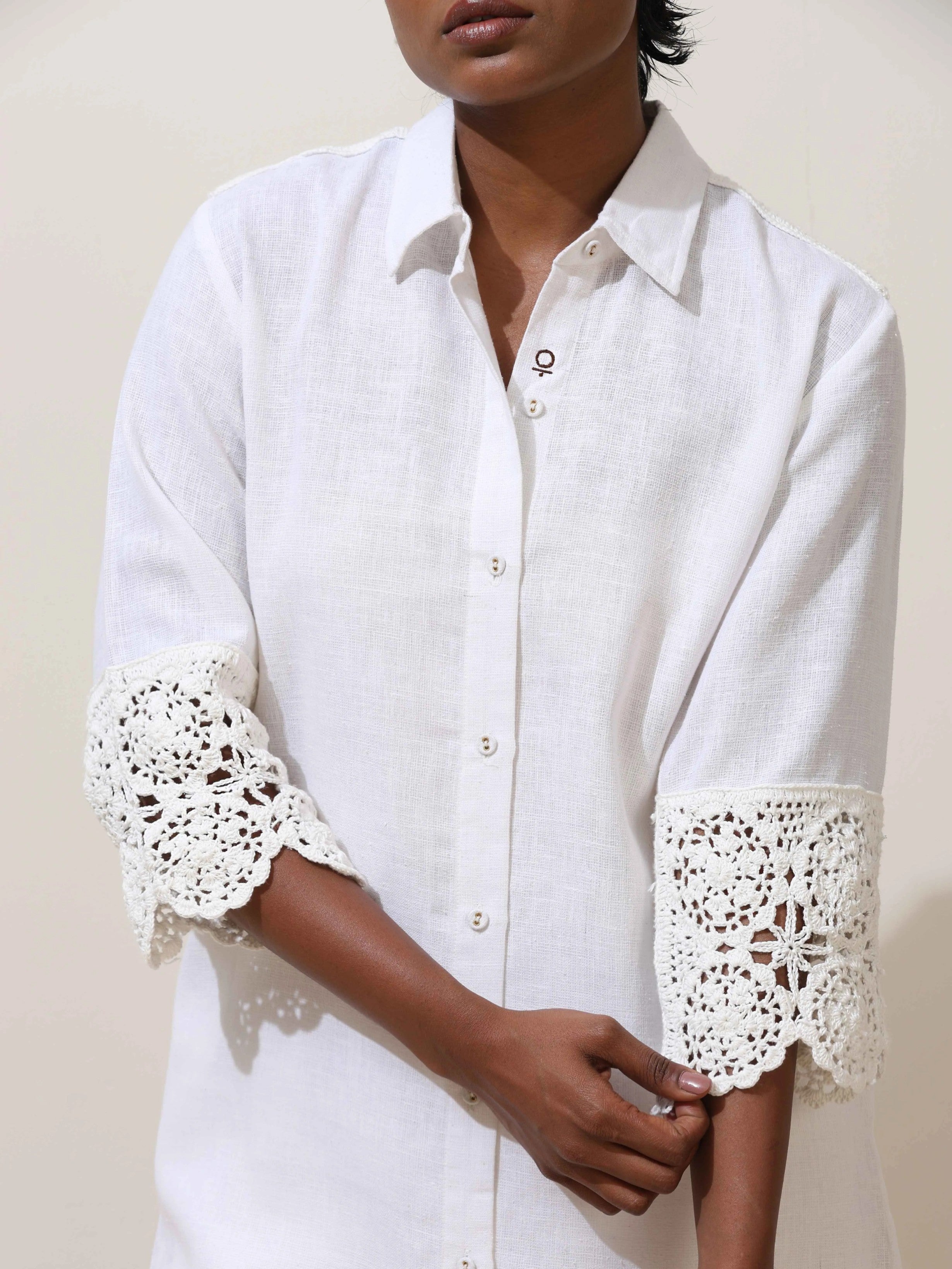 trueBrowns Luna White Crochet Natural Cotton Kurta Pant Set