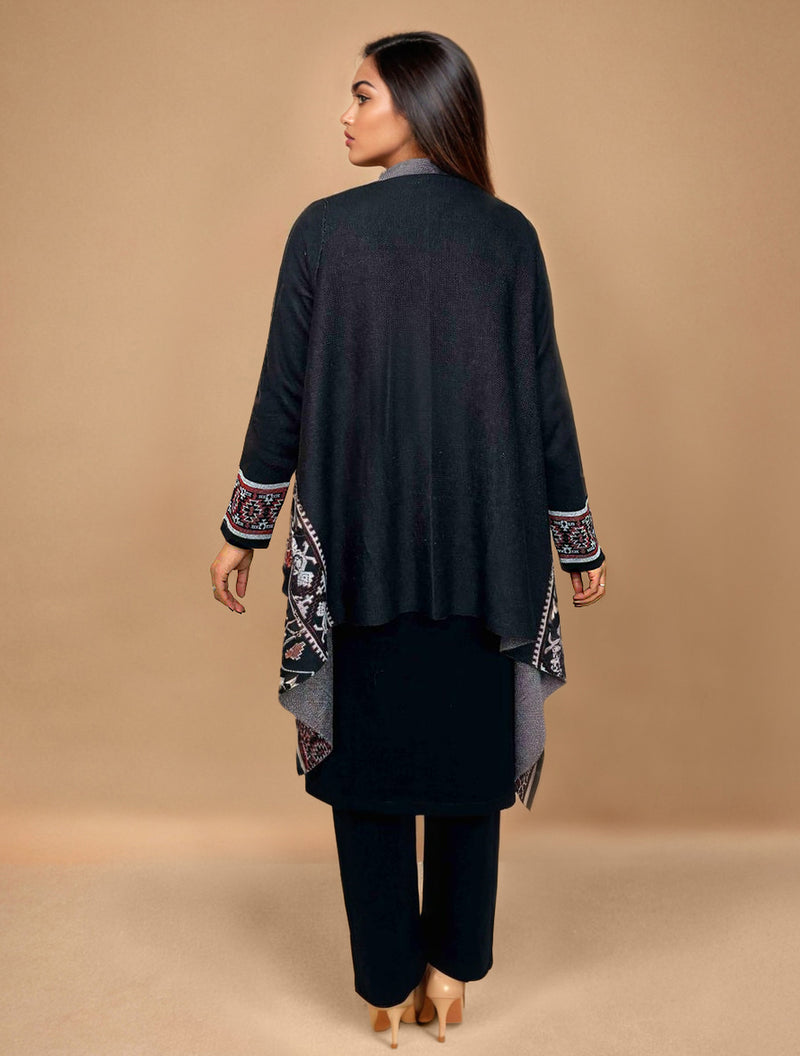 trueBrowns Black Woollen Geometric Kaftan Cape