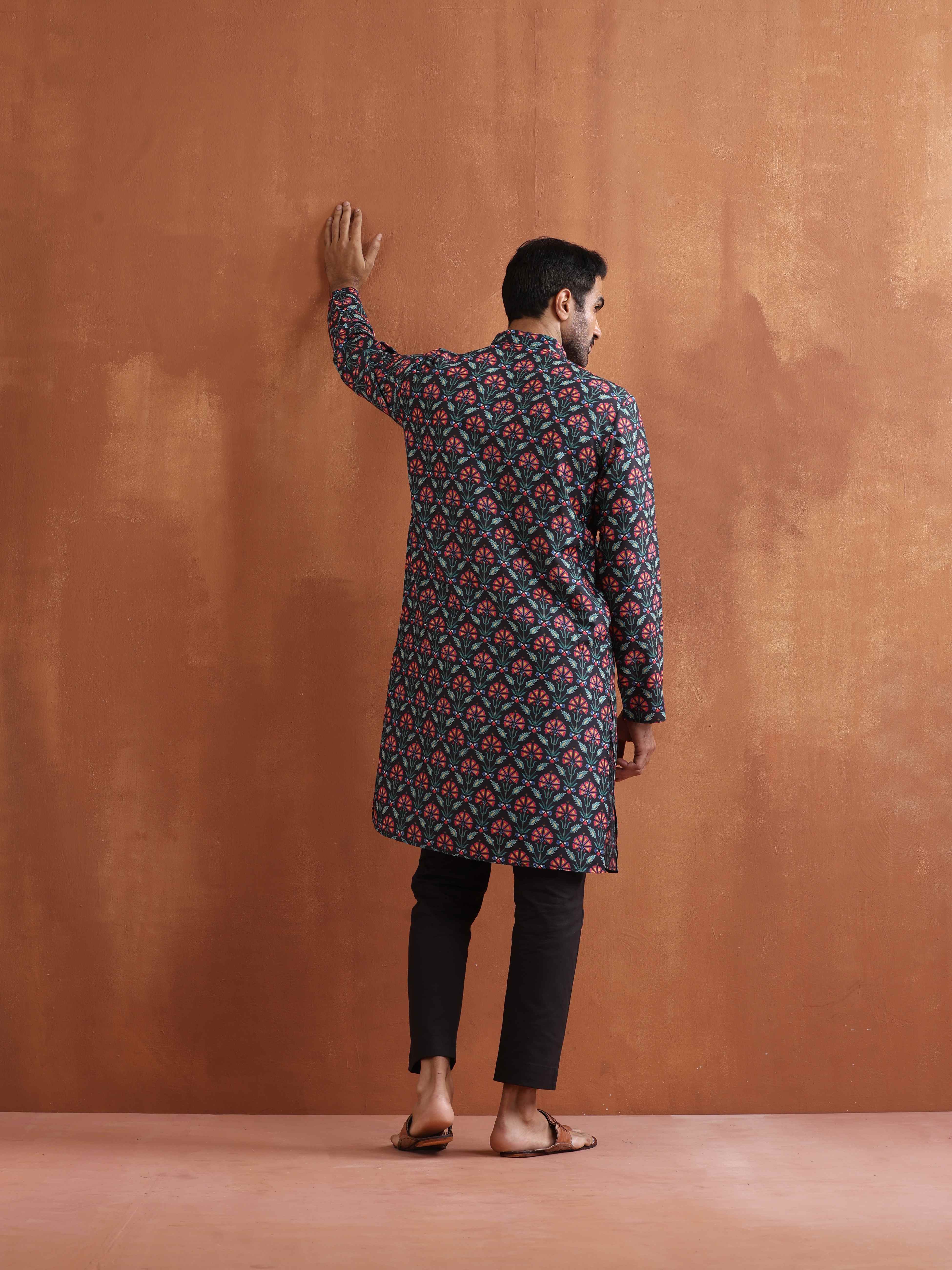 trueBrowns Men's Black Floral Printed Kurta