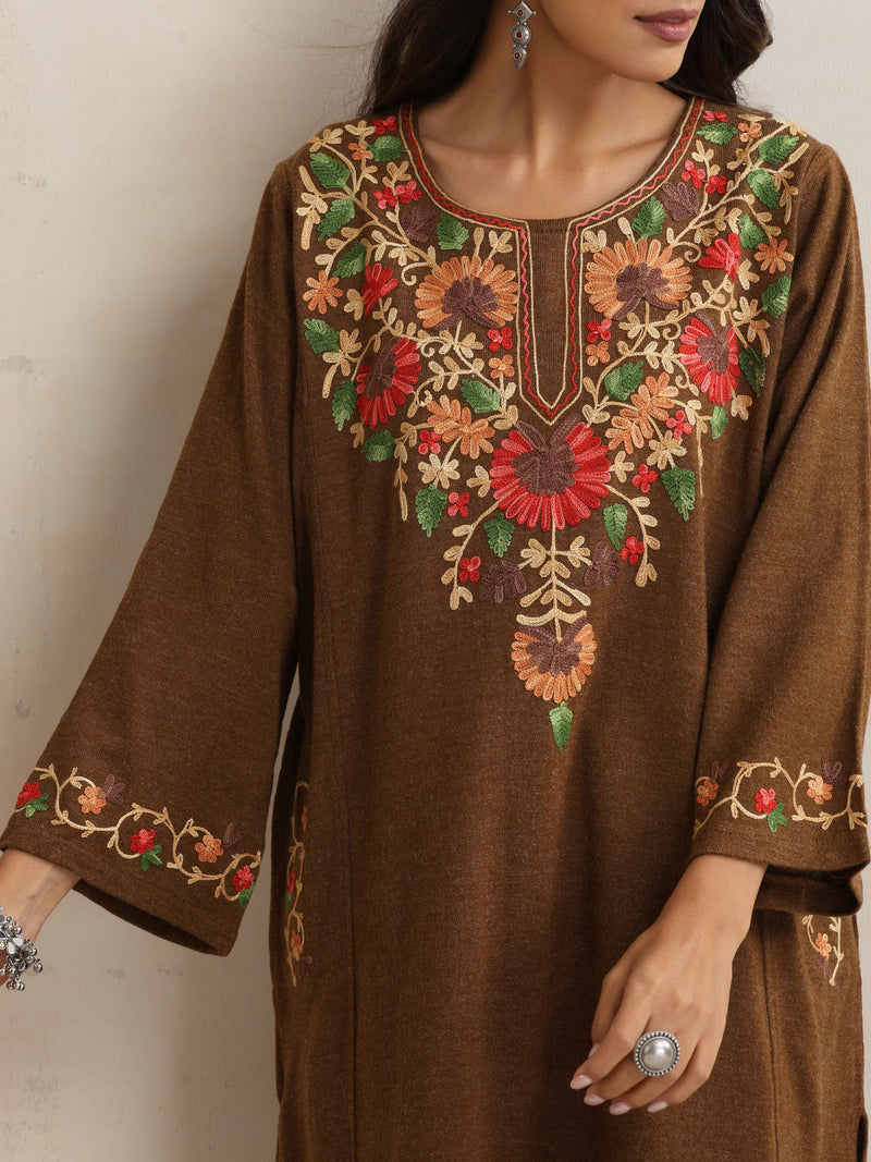 trueBrowns Brown Kashmiri Floral Embroidered Woollen Phiran Kurta