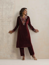 trueBrowns Maroon Velvet Floral Embroidered Kurta Pant Dupatta Set