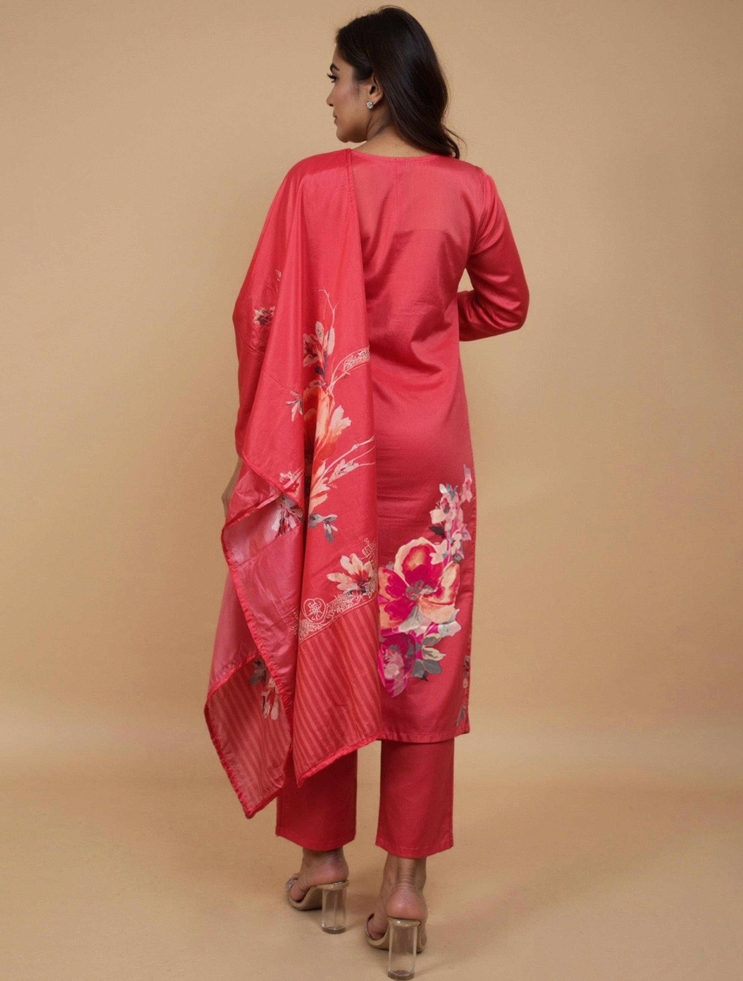 trueBrowns Pink Floral V-Neck Emb Straight Kurta Pant Dupatta Set