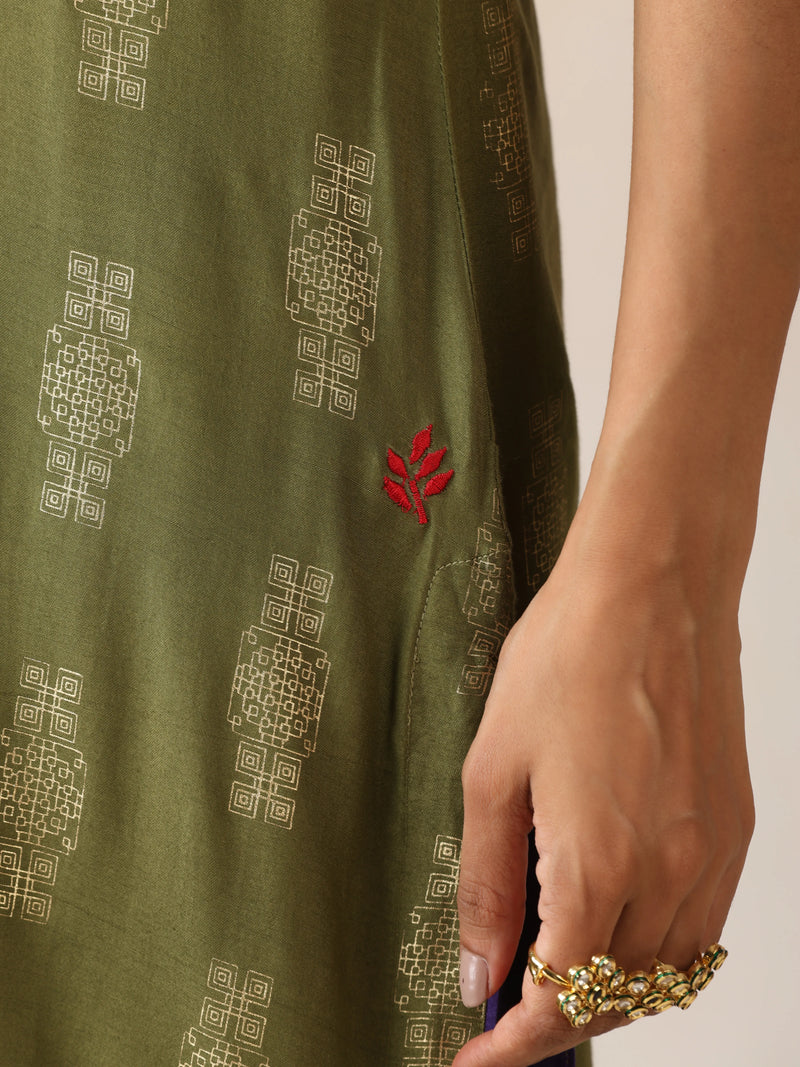 trueBrowns Olive Green Gold Foil Print Muslin Silk Sleeveless Straight Kurta Set
