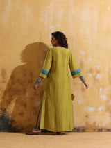 trueBrowns Lime Muslin Silk Straight Maxi Dress