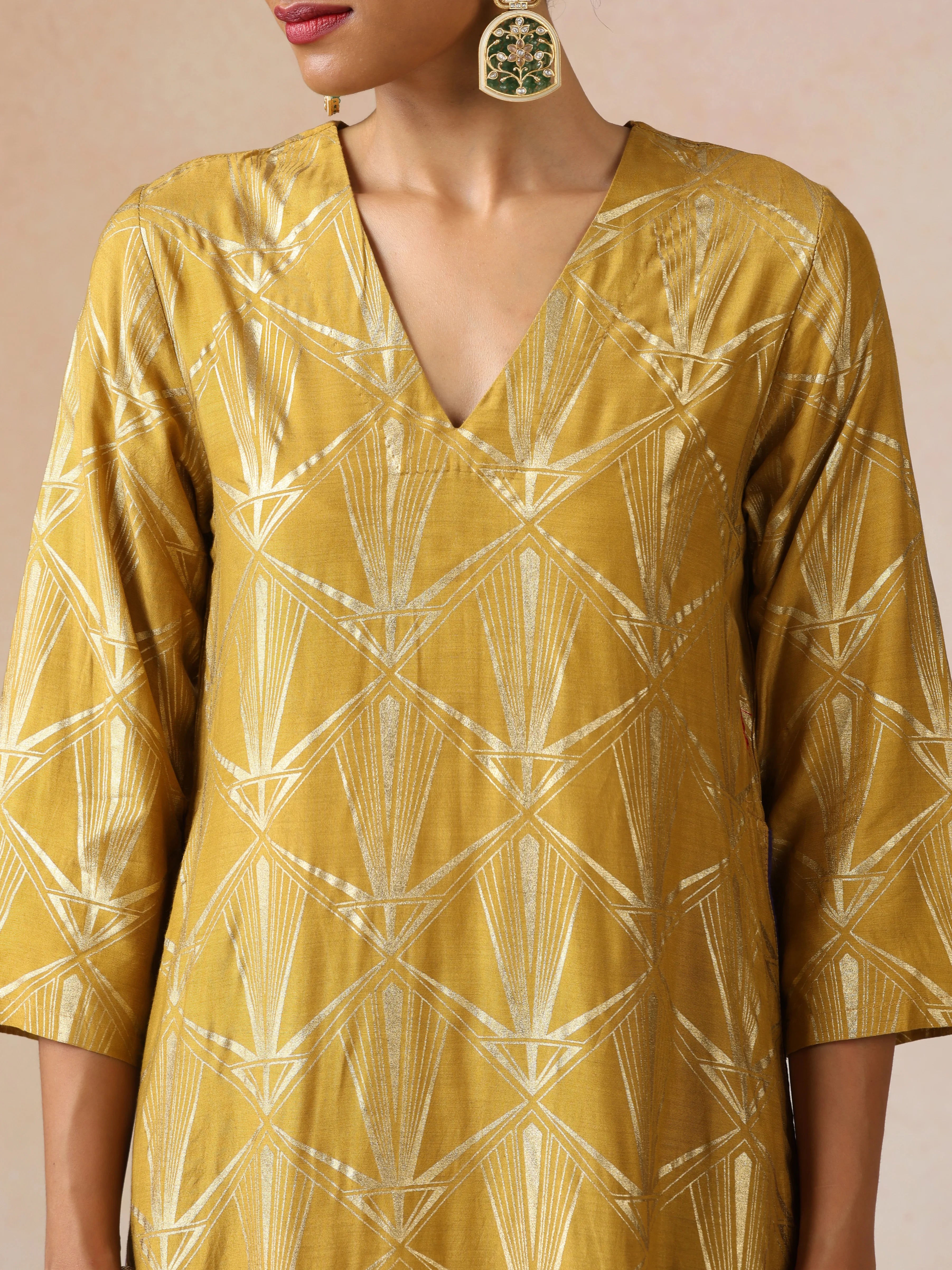 trueBrowns Mustard Gold Foil Print Muslin Silk Straight High-Slit Kurta Set