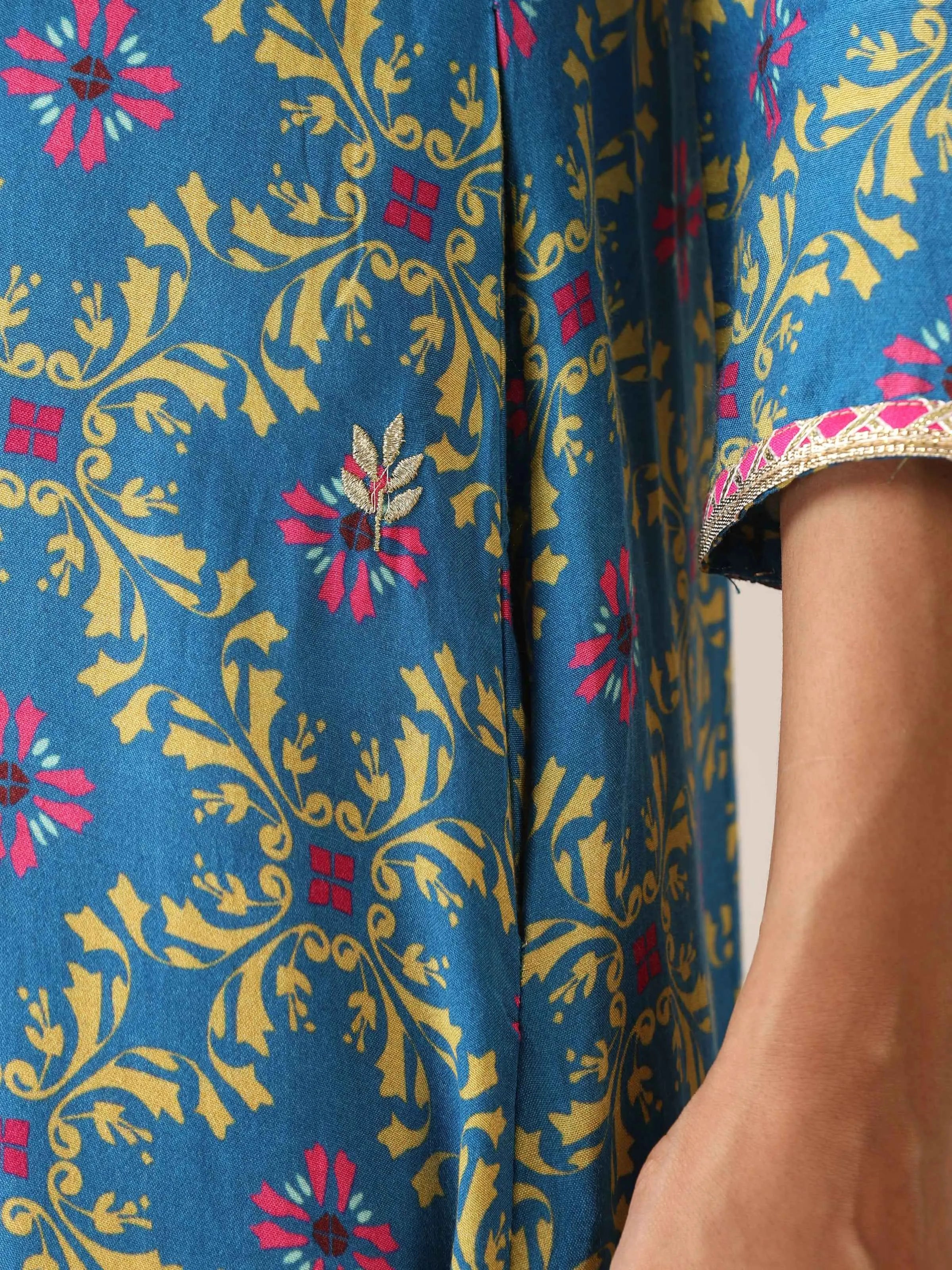 trueBrowns Blue Lime Jaal Print Viscose A-line Kurta Set