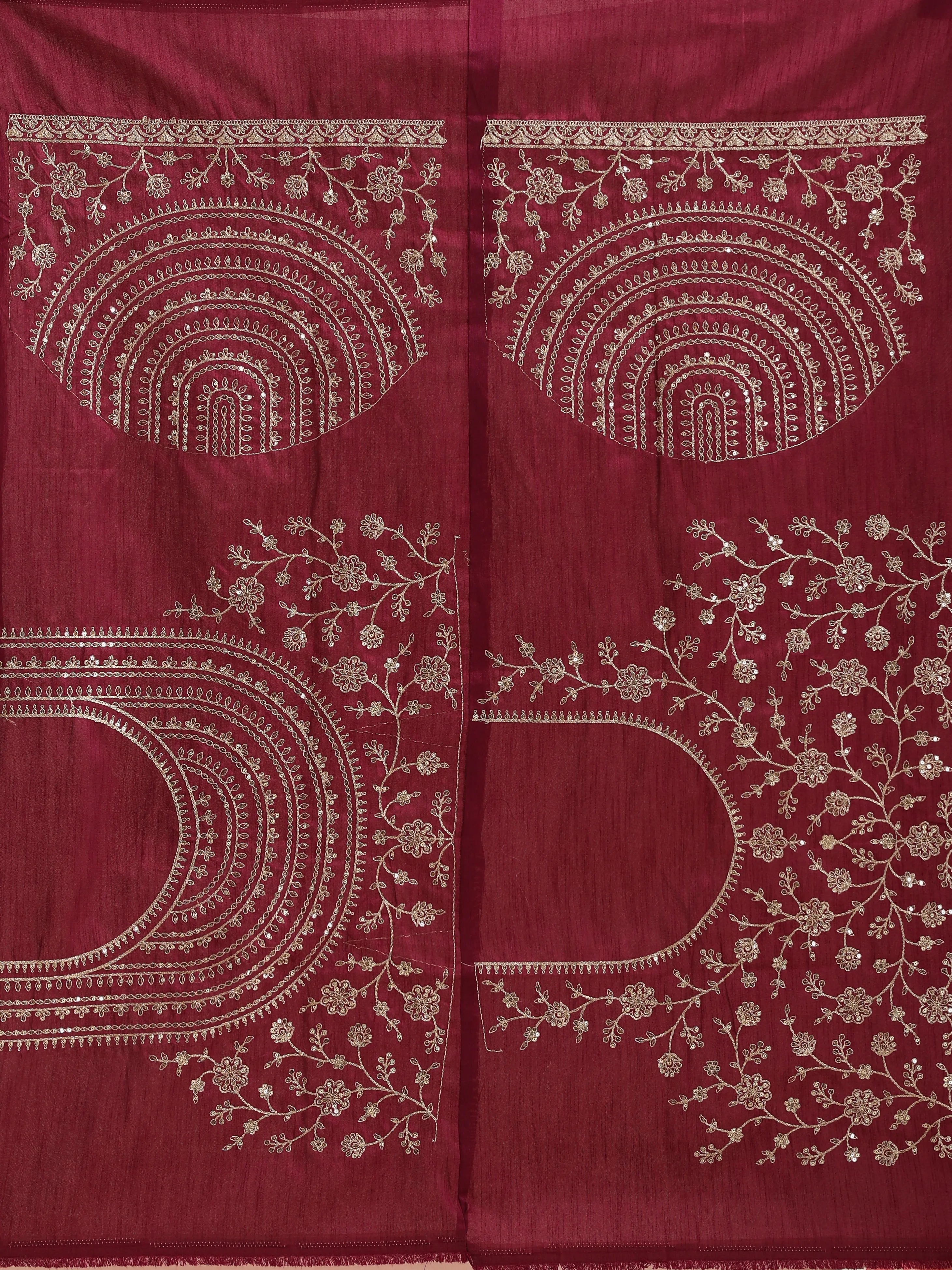 trueBrowns Peach Geometric Weave Saree With Unstitched Blouse