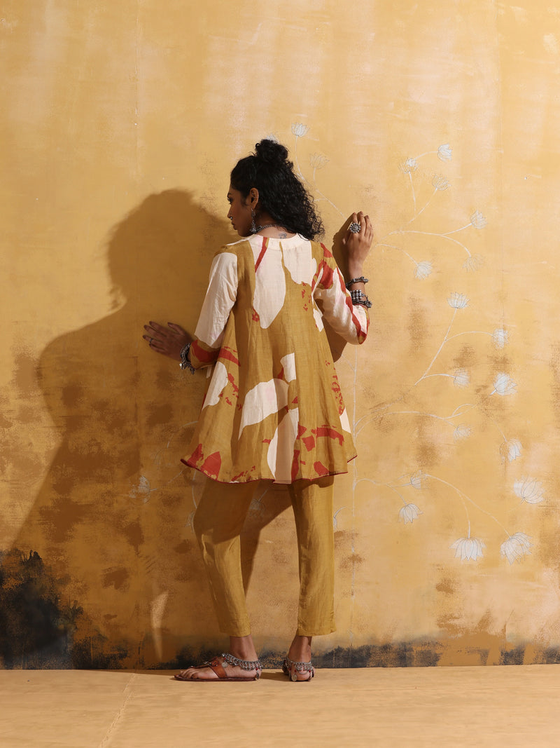 trueBrowns Mustard Rust Red Floral Print Muslin Silk Flared Co-ord Set