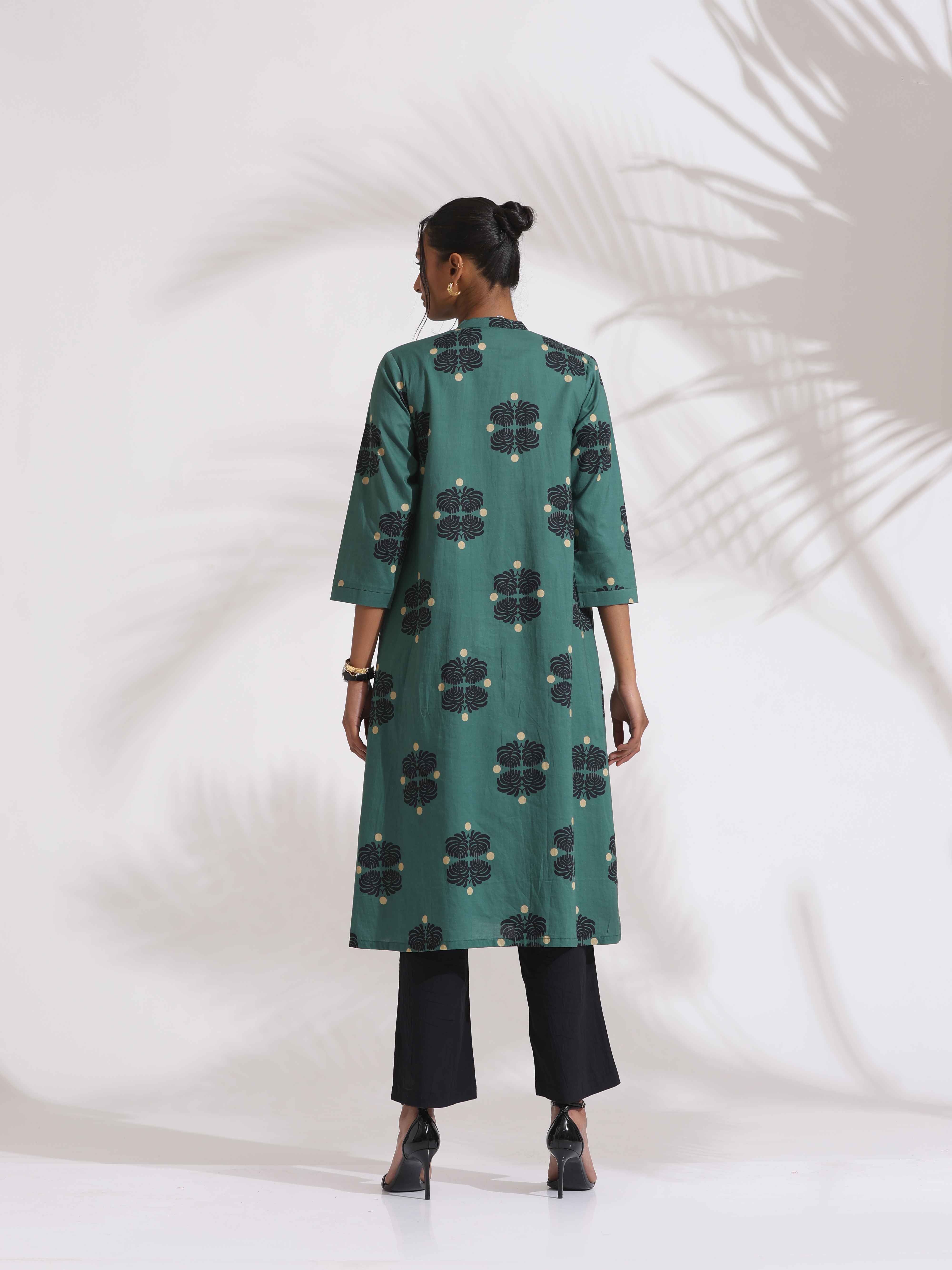 trueBrowns Green Cotton Print Front Slit Kurta Set