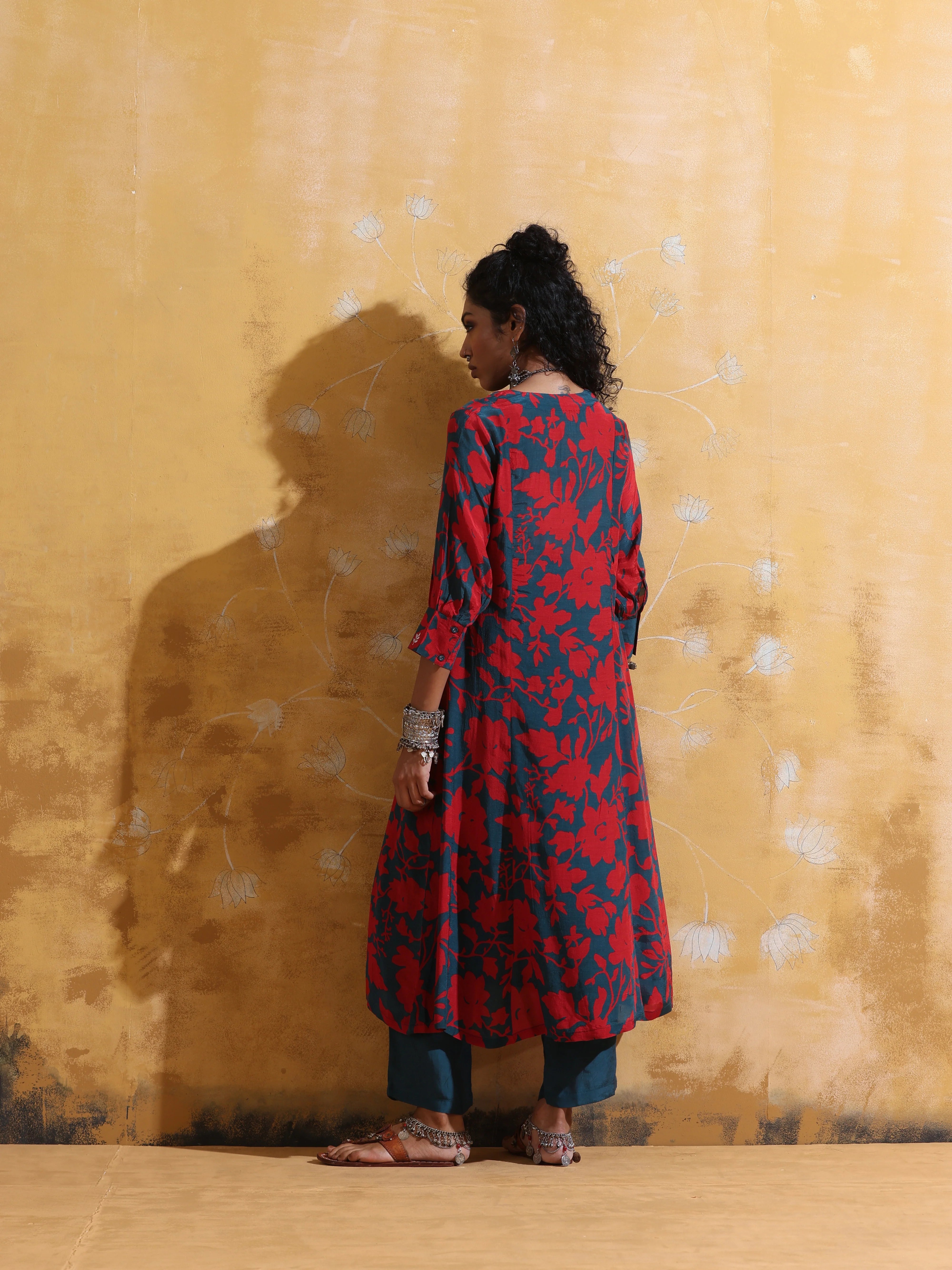 trueBrowns Red Teal Jaal Print  Muslin Silk A-Line Kurta Set