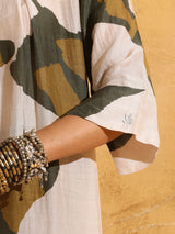 trueBrowns Green Cream Floral Print Muslin Silk High-Slit Kurta Set