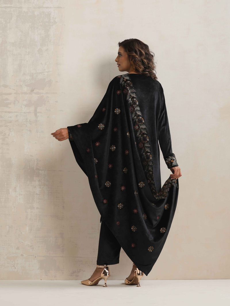 trueBrowns Black Velvet Floral Embroidered Kurta Pant Dupatta Set