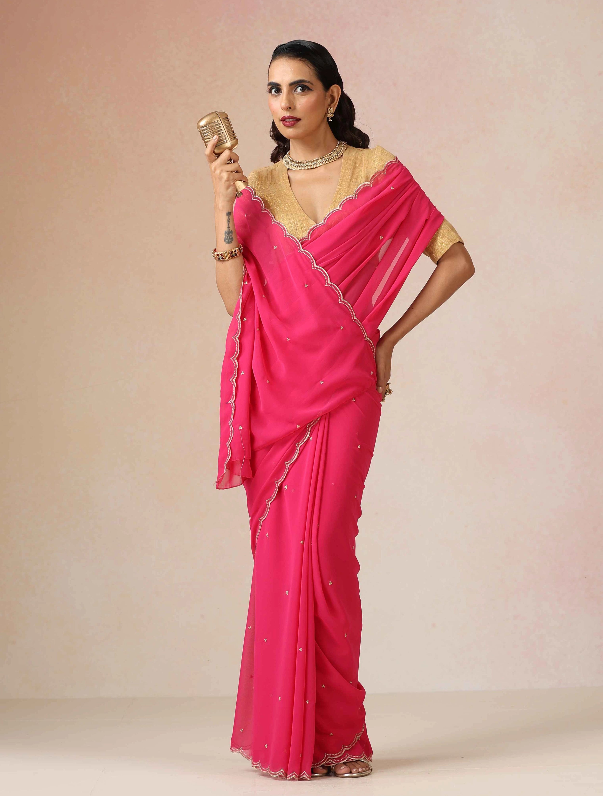 trueBrowns Pink Georgette Embroidered Saree With unstitched Blouse