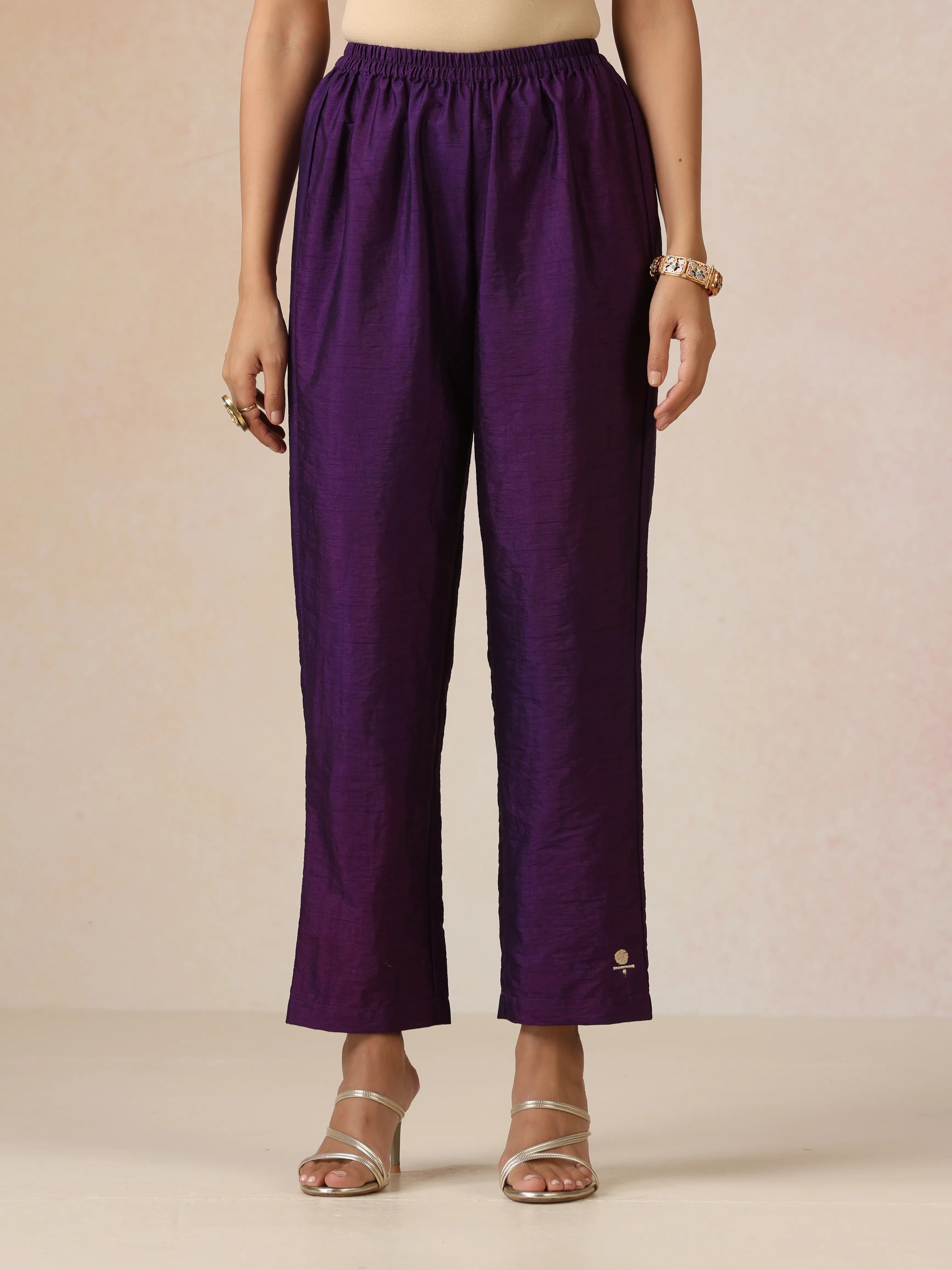 trueBrowns Red Brocade Straight High-Slit Kurta Set