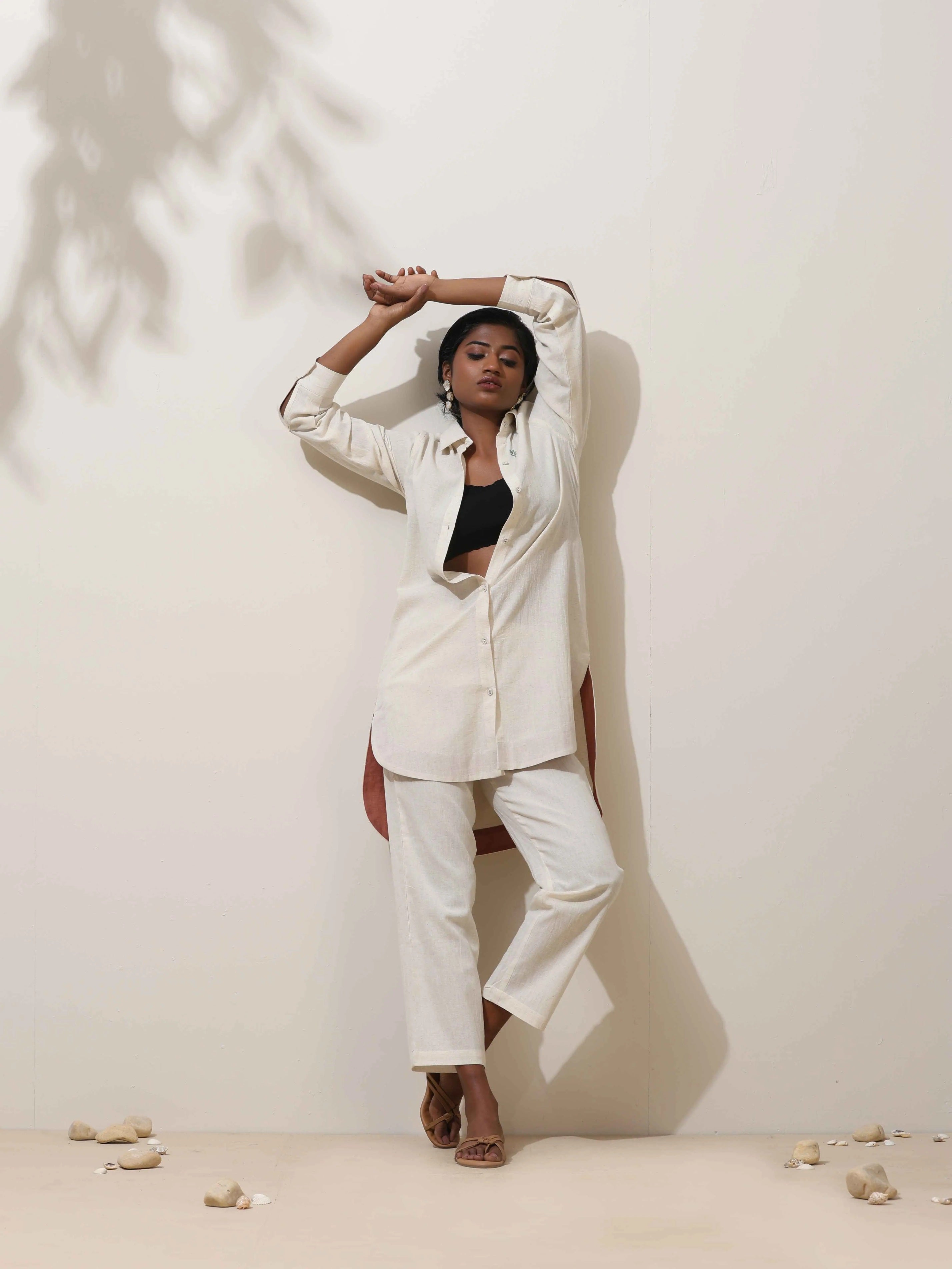 trueBrowns Off-White Cotton Linen Kurta Co-Ord Set