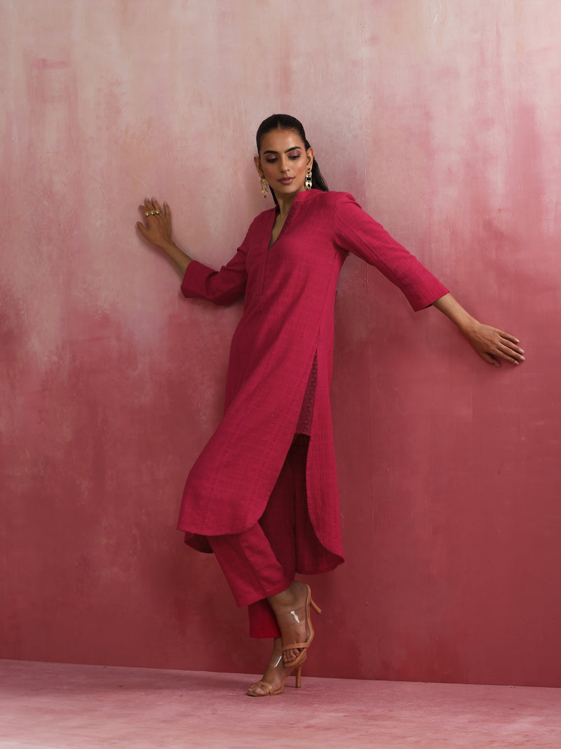 trueBrowns Magenta Cotton Dobby Kurta Set