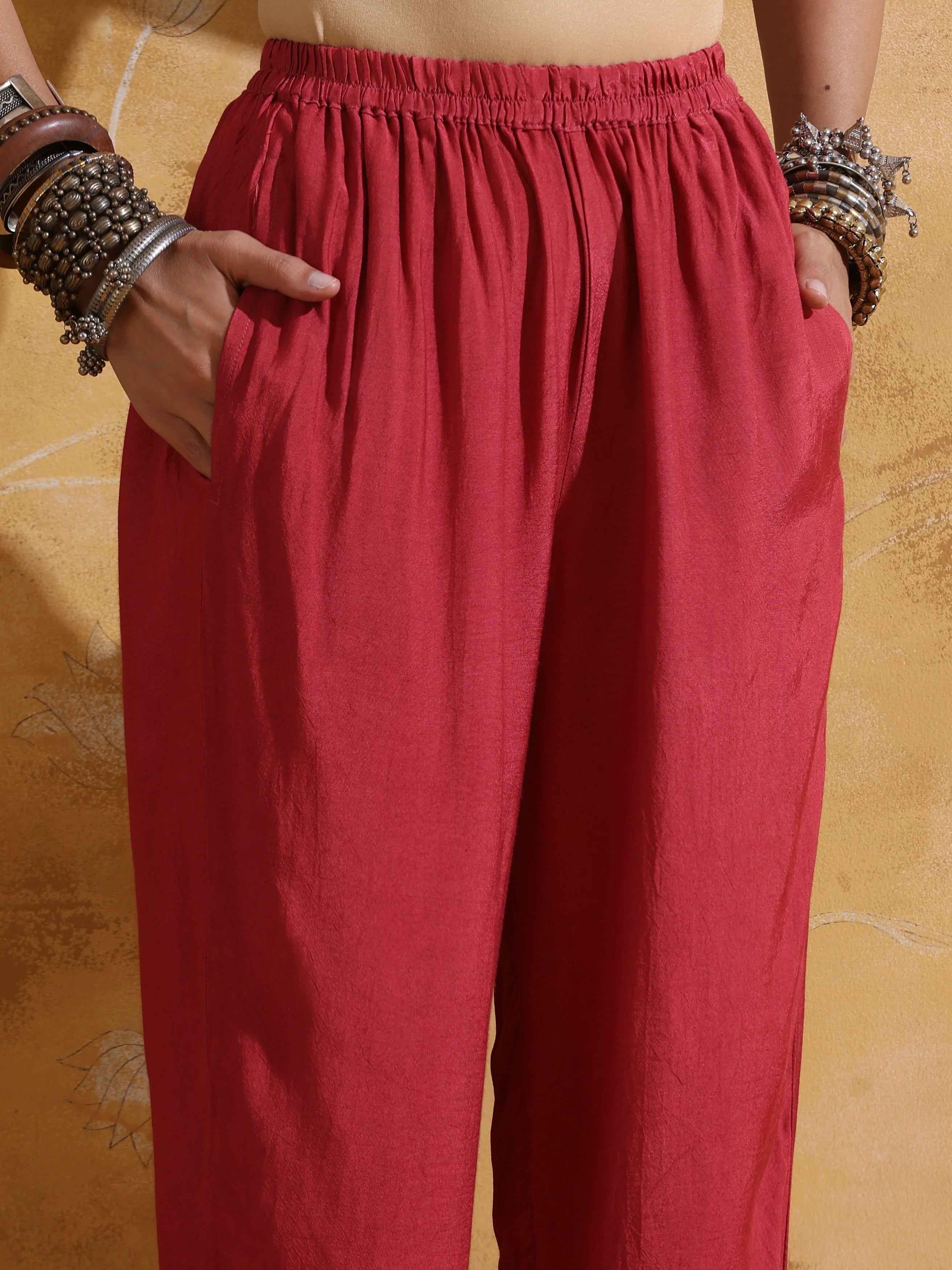 trueBrowns Purple Peach Jaal Print Muslin Silk High-Slit Kurta Set