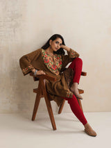 trueBrowns Brown Kashmiri Floral Embroidered Woollen Phiran Kurta