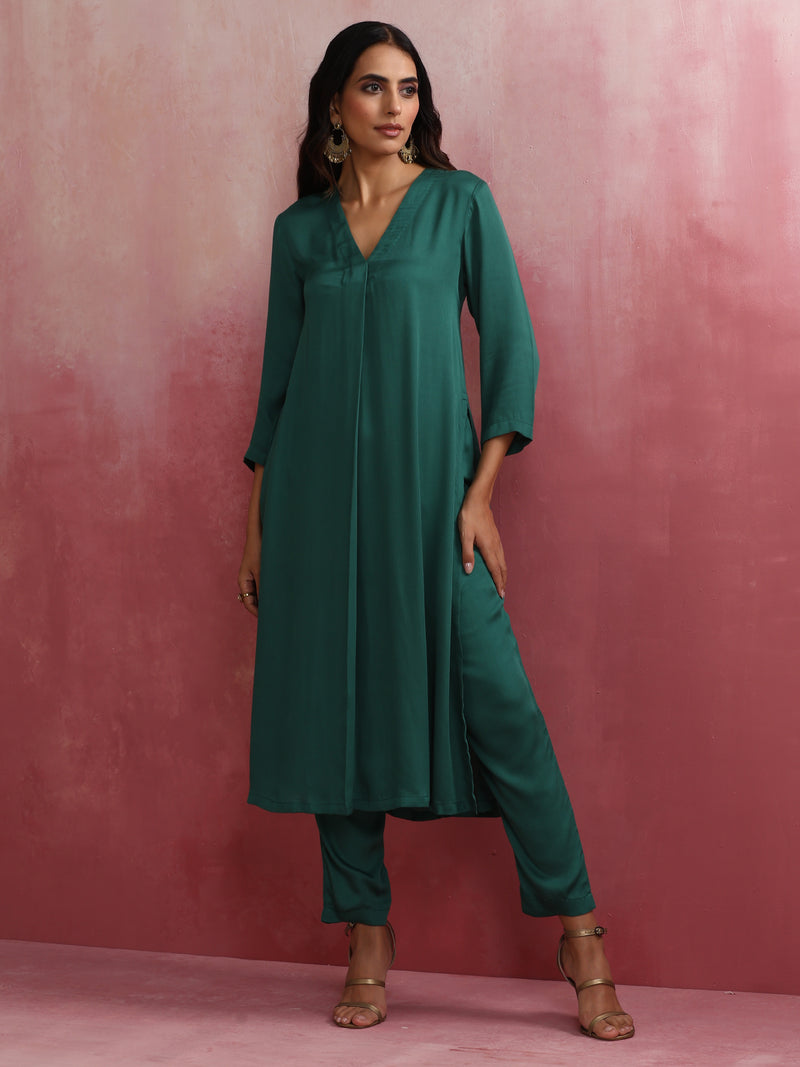 trueBrowns Green Modal Pleated Kurta Set