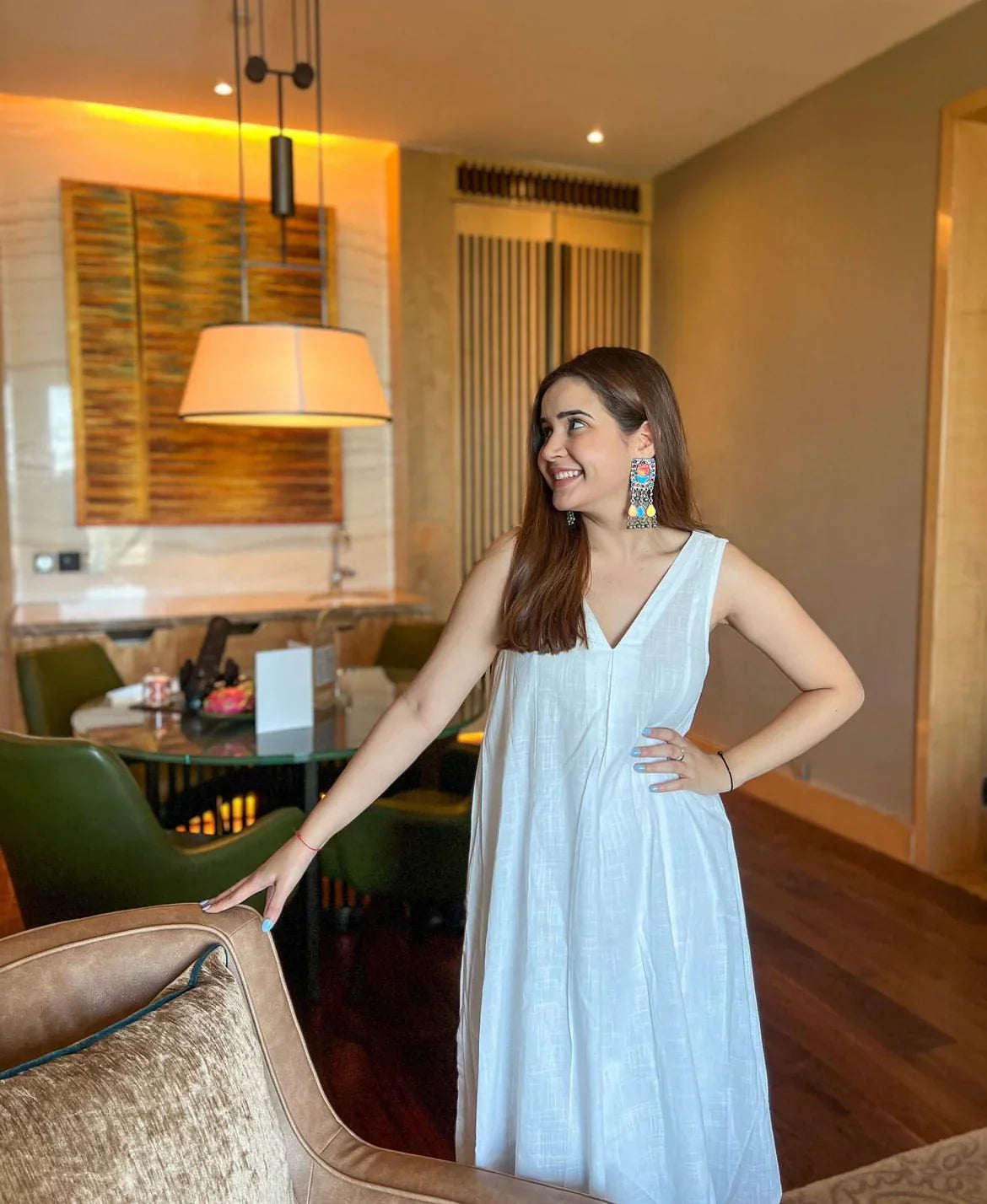 White Slub Texture Sleeveless Flared  Kurta Pant Set