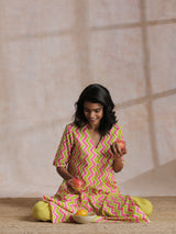 Lime Pink Zig-Zag Lines Print Cotton Kurta Pant Set