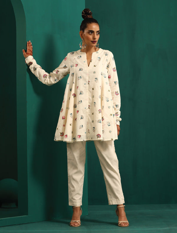 trueBrowns Ivory Multi Color Floral Cotton Flared Co-ord Set