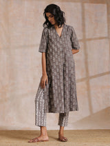 Clay Dabu Zig-Zag Motifs Print Cotton Kurta Pant Set