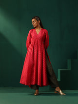 trueBrowns Pink Square Viscose Silk V-Neck Waist Gathered Kurta Pant Set