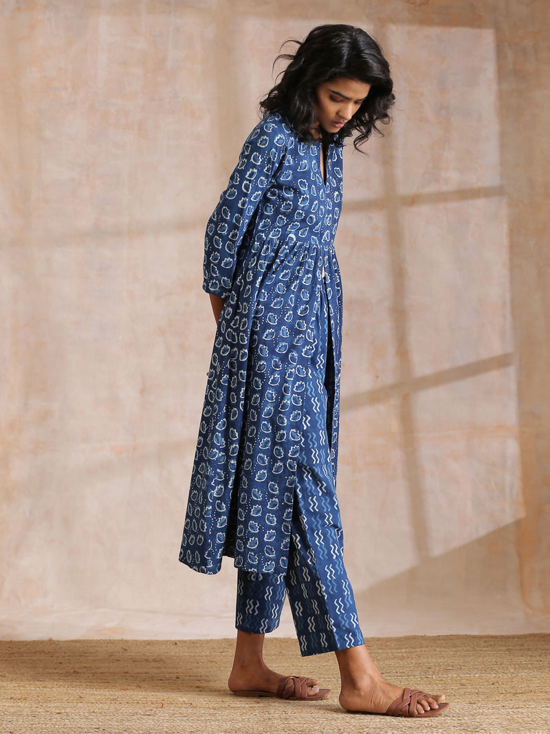 Indigo Dabu Floral Print Cotton Kurta Pant Set
