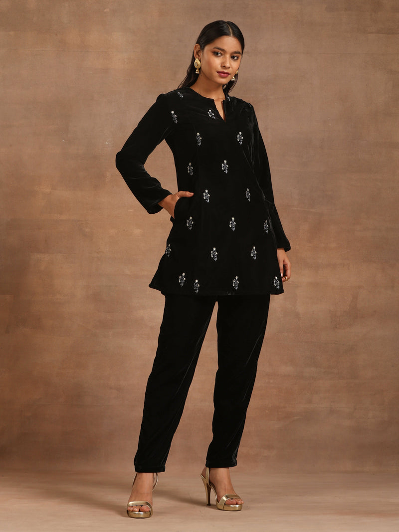 trueBrowns Black Velvet Embroidered Relaxed Co-ord Set