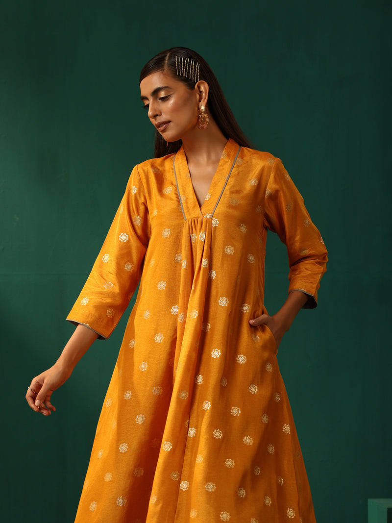 trueBrowns Mustard Geometric Floral Viscose Silk Front Gathered Kurta Pant Set