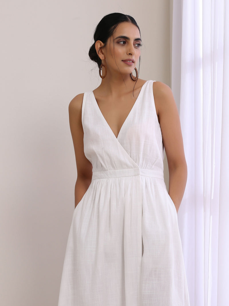White Slub Texture Sleeveless Wrap Dress
