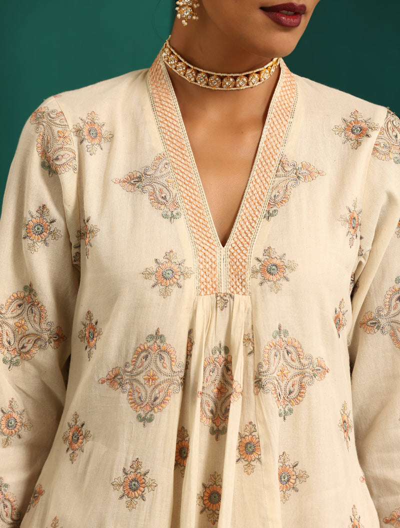 trueBrowns Ivory Peach Cotton Front Gathered Kurta Pant Set