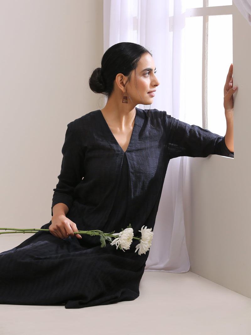 Black Dobby Neck Pleat Kurta Pant Set